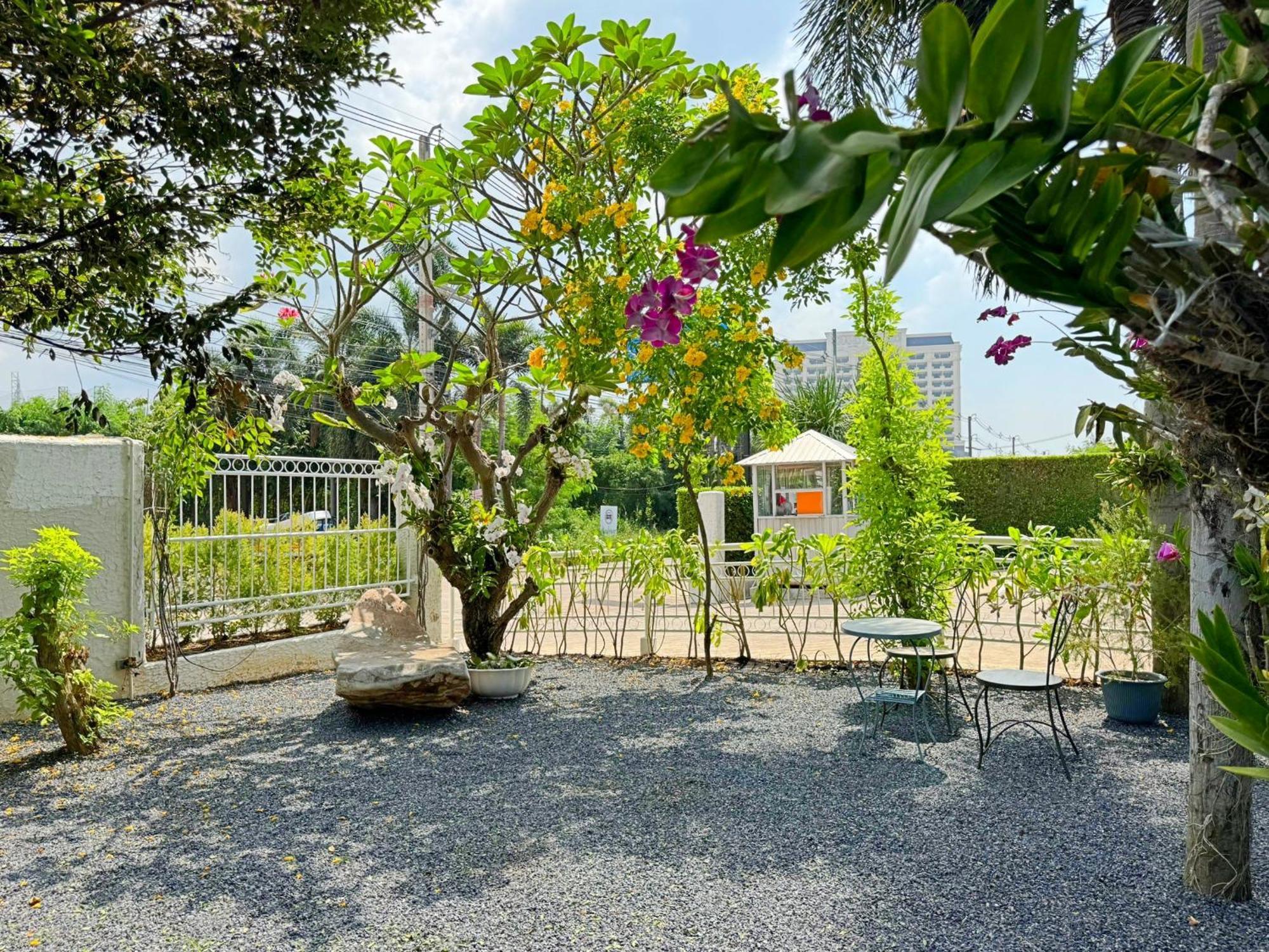 芭堤雅巴安公寓酒店 芭達亞 外观 照片