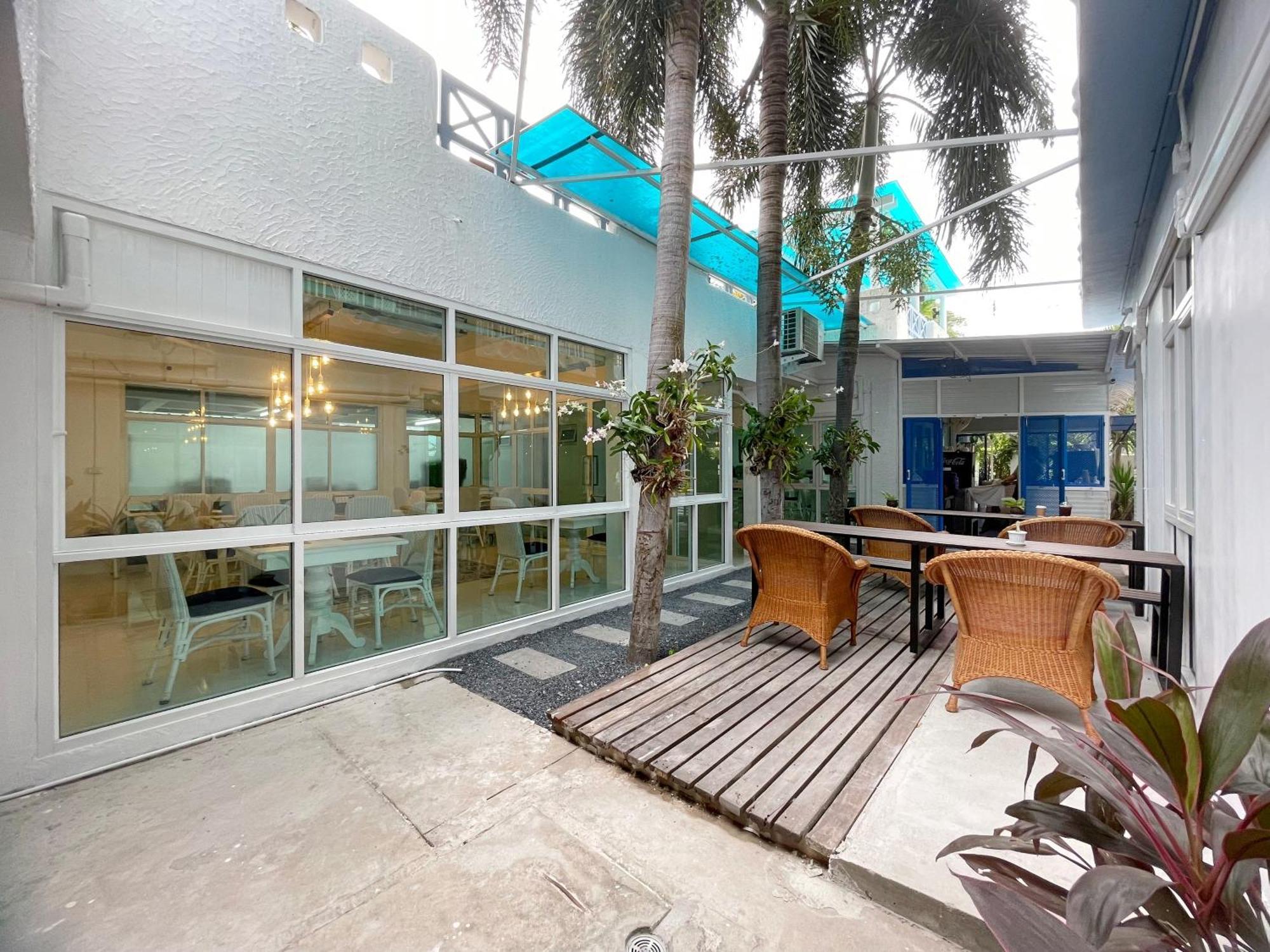 芭堤雅巴安公寓酒店 芭達亞 外观 照片